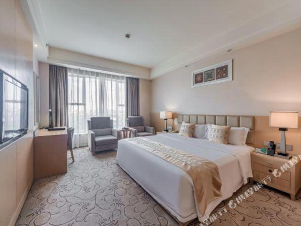 Chengdu Yinsheng International Hotel Supoqiao Exterior photo