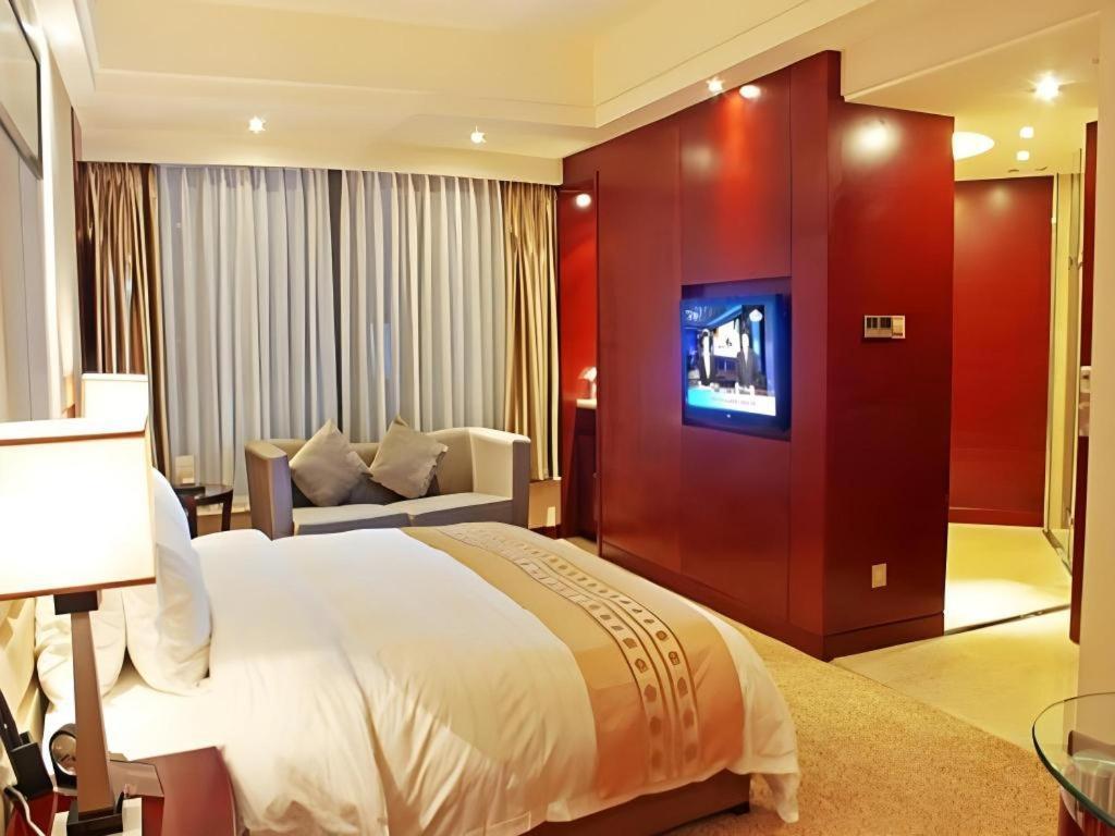 Chengdu Yinsheng International Hotel Supoqiao Exterior photo